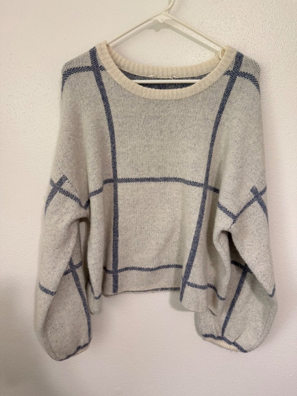 Z Supply Solange Plaid Windowpane Sweater Cream Navy Boxy Womans L